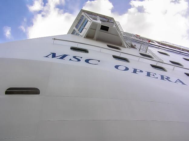 MSC Opera (MSC Cruises) - View up to the bridge 